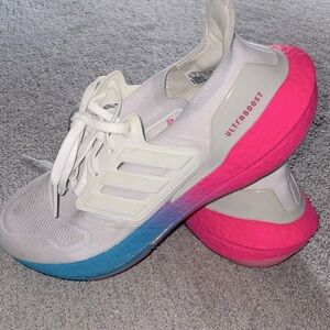 Adidas Ultraboost Womens White Multicolor Pink Blue Size 9.5
